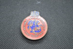 WW2 National Savings Movement Member Pin Badge By Toye & co.