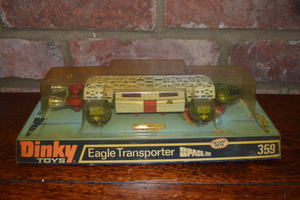 Dinky Eagle Transporter Space 1999 359