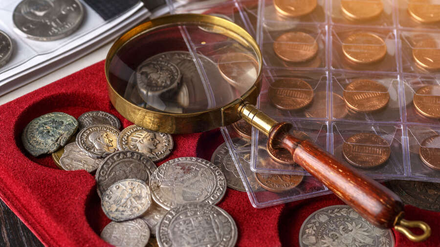 Coins, Tokens & Medallions
